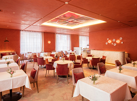 SALON DE CAFE image